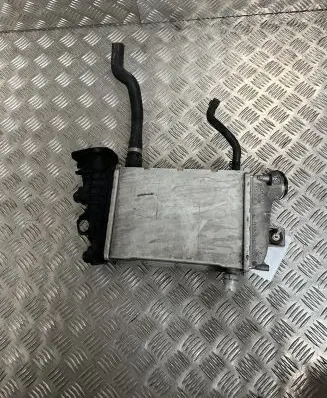 Mercedes-Benz E W213 Intercooler radiator A6420900414