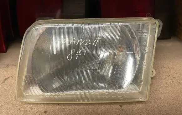 Ford Transit Headlight/headlamp