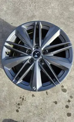 Citroen DS4 R17 alloy rim 