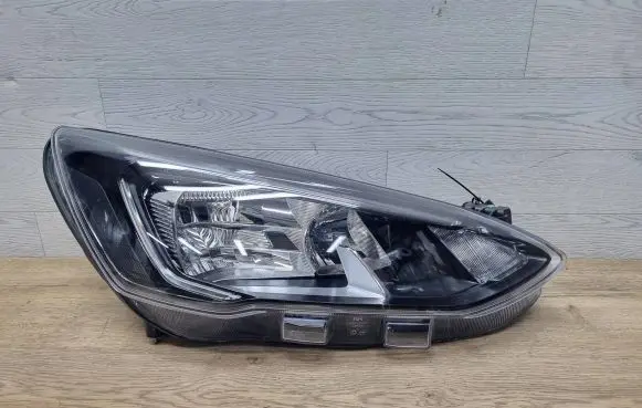 Ford Focus Headlight/headlamp MX7B13E014CC