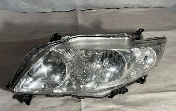 Toyota Corolla E140 E150 Headlight/headlamp