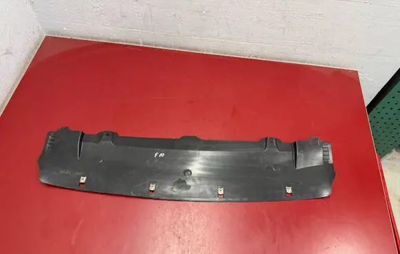BMW 5 F10 F11 Engine splash shield/under tray MTECH