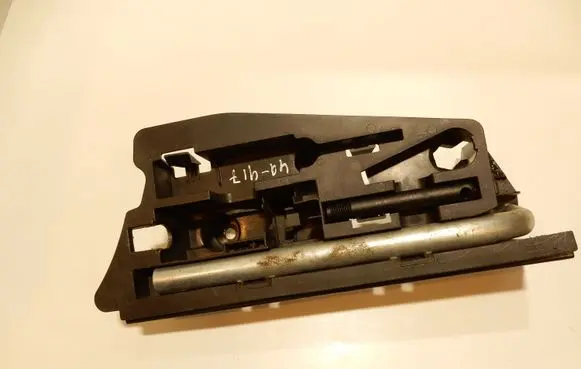 Audi A6 S6 C6 4F Wheel nut wrench 8N0012219 4F50122111 49417