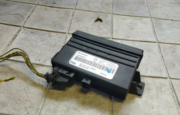 Citroen C4 I Picasso Parking PDC control unit/module 0263004204 9663821680
