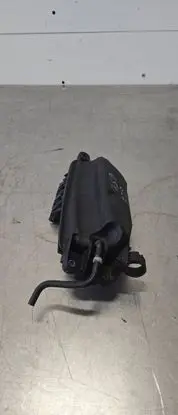 Vacuum air tank