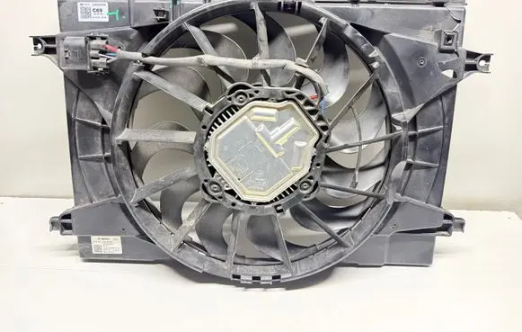 KIA Ceed Electric radiator cooling fan 25304CR690