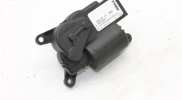 Volkswagen Polo VI A/C air flow flap actuator/motor 2Q0907511