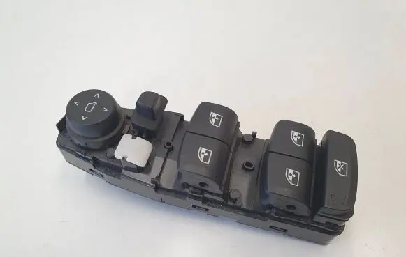 BMW 5 G30 G31 Electric window control switch 6832720 140317 110080