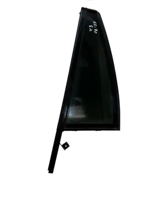 Volvo XC90 Rear vent window glass AS3M5540DOT682 43R001604