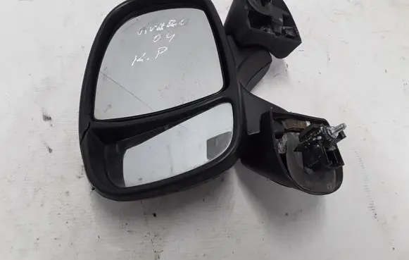 Opel Vivaro Front door electric wing mirror 91160049