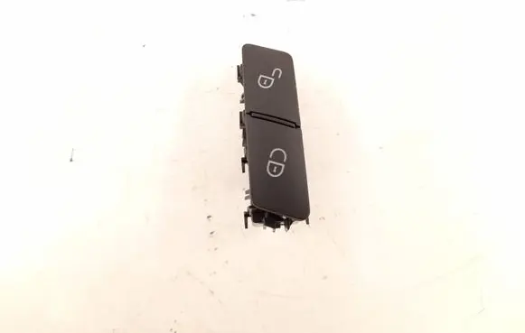 Mercedes-Benz E W212 Central locking switch button 2048706310 2049058402