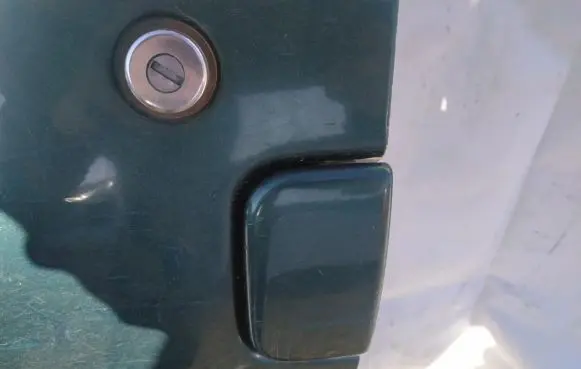 Citroen Berlingo Front door exterior handle