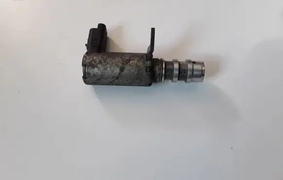 Ford Kuga II Camshaft pulley/ VANOS 2352719