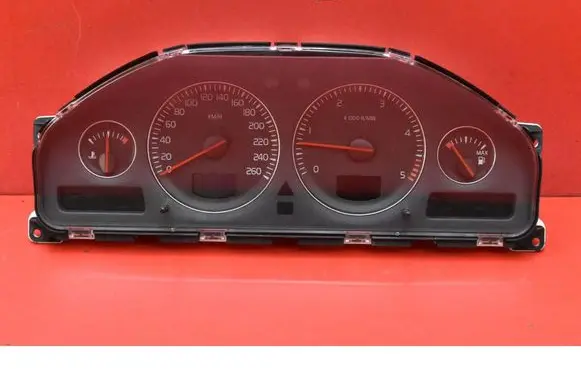 Volvo S60 Speedometer (instrument cluster) 30746102