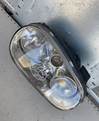 Volkswagen Golf IV Headlight/headlamp