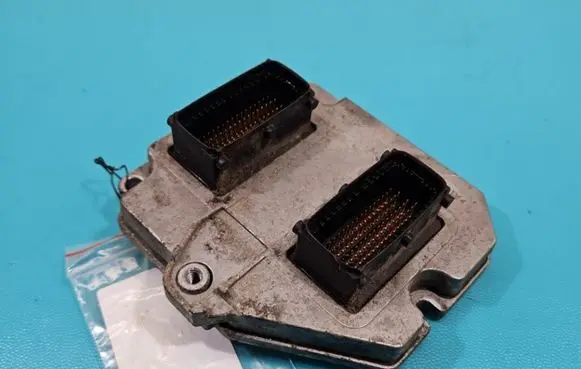 Opel Astra H Engine control unit/module ECU 55351248 IMPRK1417420