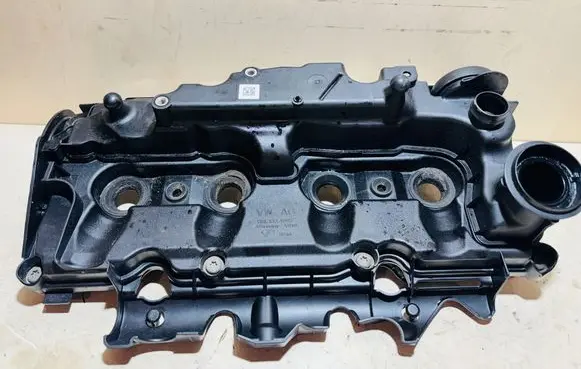 Skoda Octavia Mk4 Rocker cam cover 05L103469E