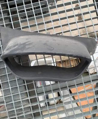 Renault Trafic II (X83) Dashboard trim 681011261R
