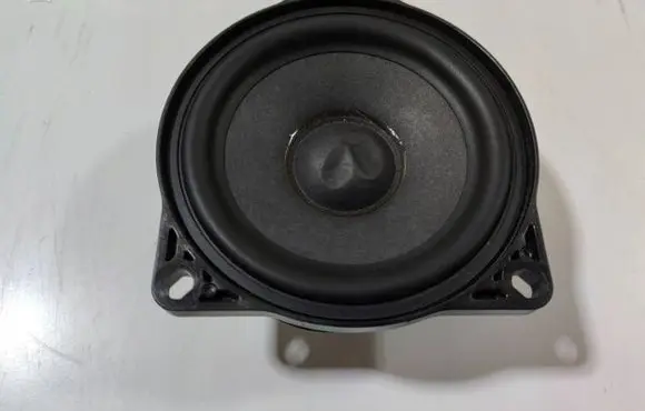 Tesla Model 3 Front door speaker 1079742-00-A 107974200A 1079742