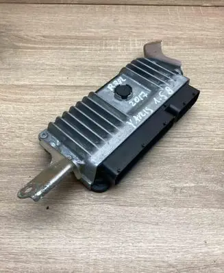 Toyota Yaris Engine control unit/module ECU 896610U140 MB2762002422