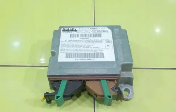 Fiat Fiorino Airbag control unit/module 1353558080