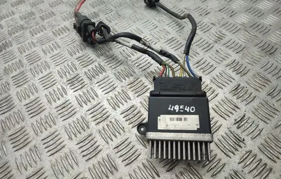 Audi A5 8T 8F Coolant fan relay 8K0959501C 8K0910501D
