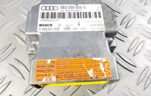 Audi A4 S4 B7 8E 8H Airbag control unit/module 8E0959655G 0285001668