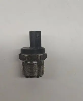 Audi Q5 SQ5 Fuel distributor 070510 203742 06E127025N