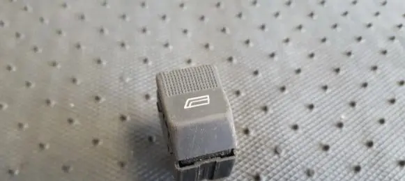 Audi A4 S4 B5 8D Electric window control switch 4D095985501C