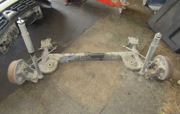 Dacia Duster II Rear beam 