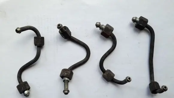 Iveco Daily 4th gen Fuel line pipe 504104895