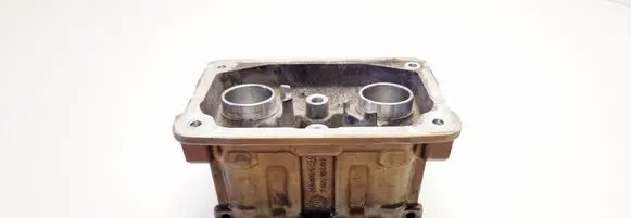 BMW 7 F01 F02 F03 F04 Other cylinder head part 760510403 2440055