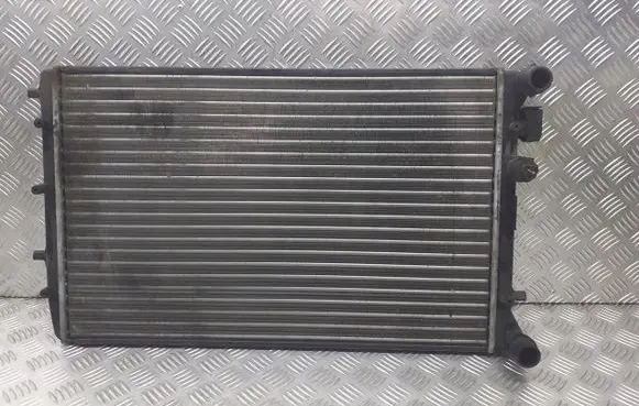 Volkswagen Fox Radiator set 6Q0423371A