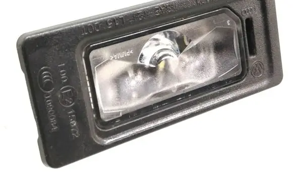 Skoda Fabia Mk3 (NJ) Number plate light 5NA943021