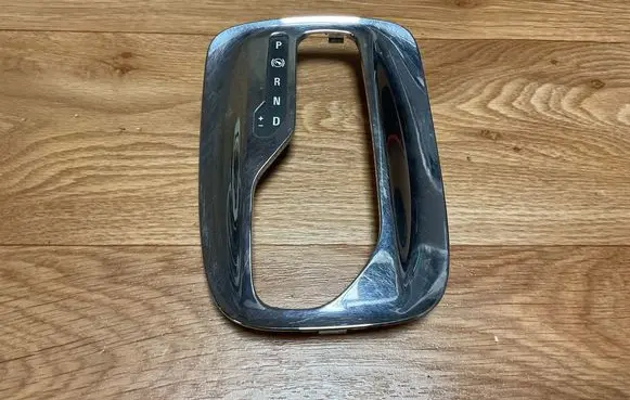 Opel Insignia A Gear shifter surround trim plastic 112102920