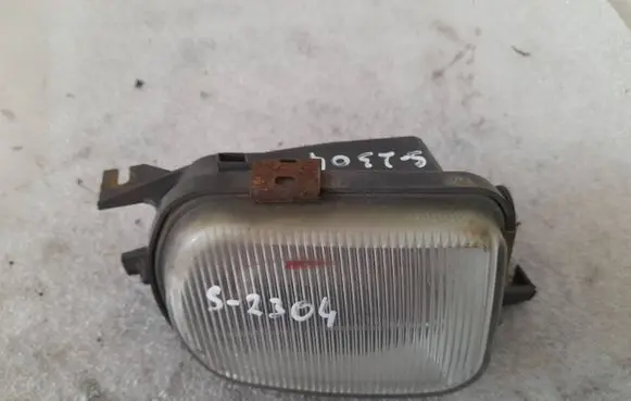 Mercedes-Benz E W211 Front fog light a150999-000 150999-000