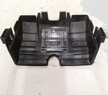Volvo V40 Fuse box cover 30659278