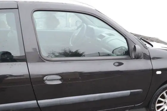 Renault Clio II Door (2 Door Coupe) 
