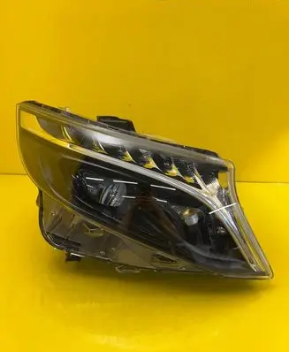 Mercedes-Benz V Class W447 Headlight/headlamp A4479063301