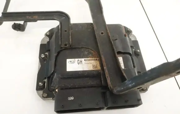 Subaru Legacy Engine control unit/module 22611au270 275700-0992