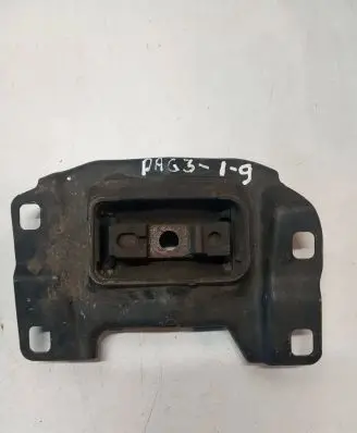 Volvo V50 Engine mount bracket 322A40J