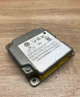 Volkswagen PASSAT B5 Airbag control unit/module 1J0909607 5WK4199