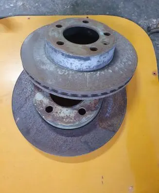 Opel Movano B Front brake disc