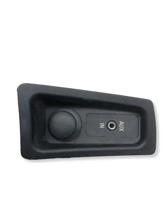 BMW 1 E81 E87 AUX in-socket connector 6930561 61316930561