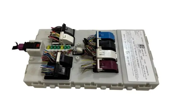 BMW i3 Comfort/convenience module 682197601 5994693278 59RC1BF05