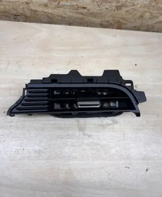 Dashboard side air vent grill/cover trim