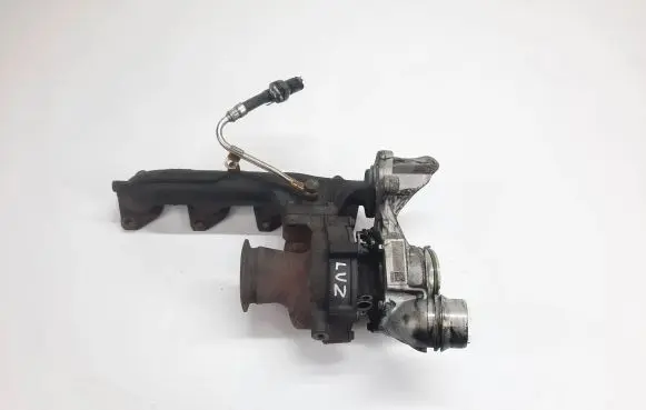 BMW 5 F10 F11 Turbo 8512464