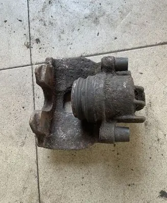 Volvo V70 Front brake caliper