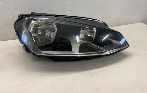 Volkswagen Golf VII Headlight/headlamp 5G1941006E 90024300 X601VF23380