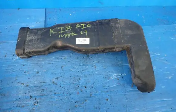 KIA Rio Air intake duct part DK2101W102